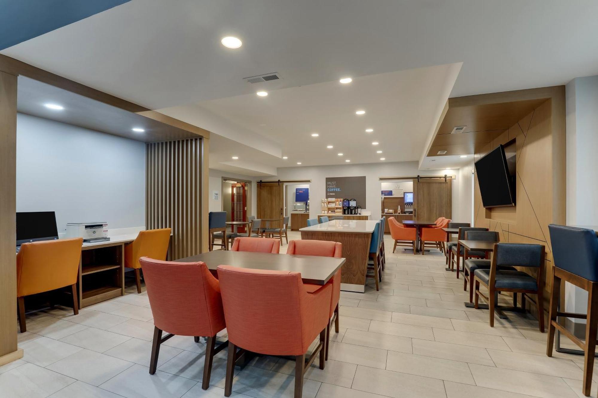 Holiday Inn Express Lexington Southwest Nicholasville By Ihg Exterior photo